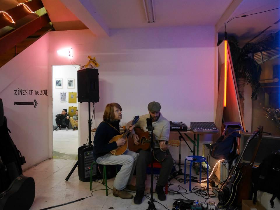 © ALF A band playing music