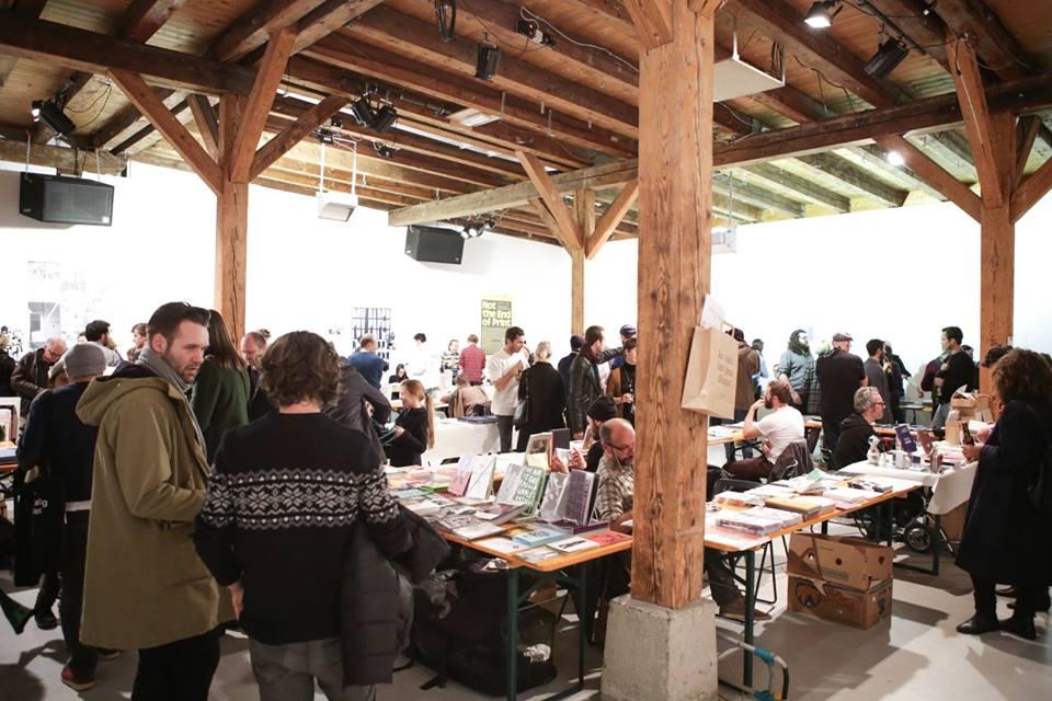 Big room full with book stands