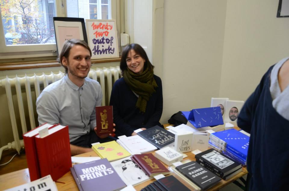 Publisher Edition Taube and their book stand